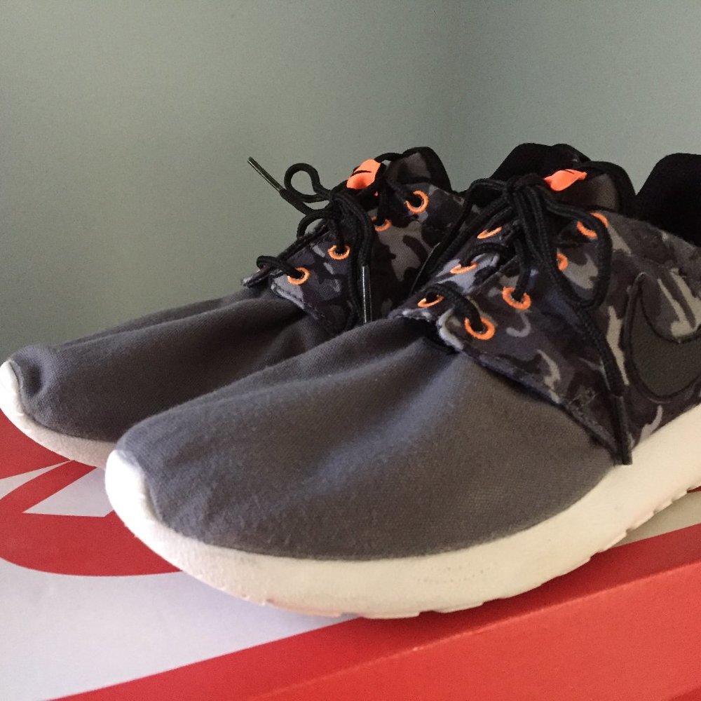 Nike Rosherun Camo Print